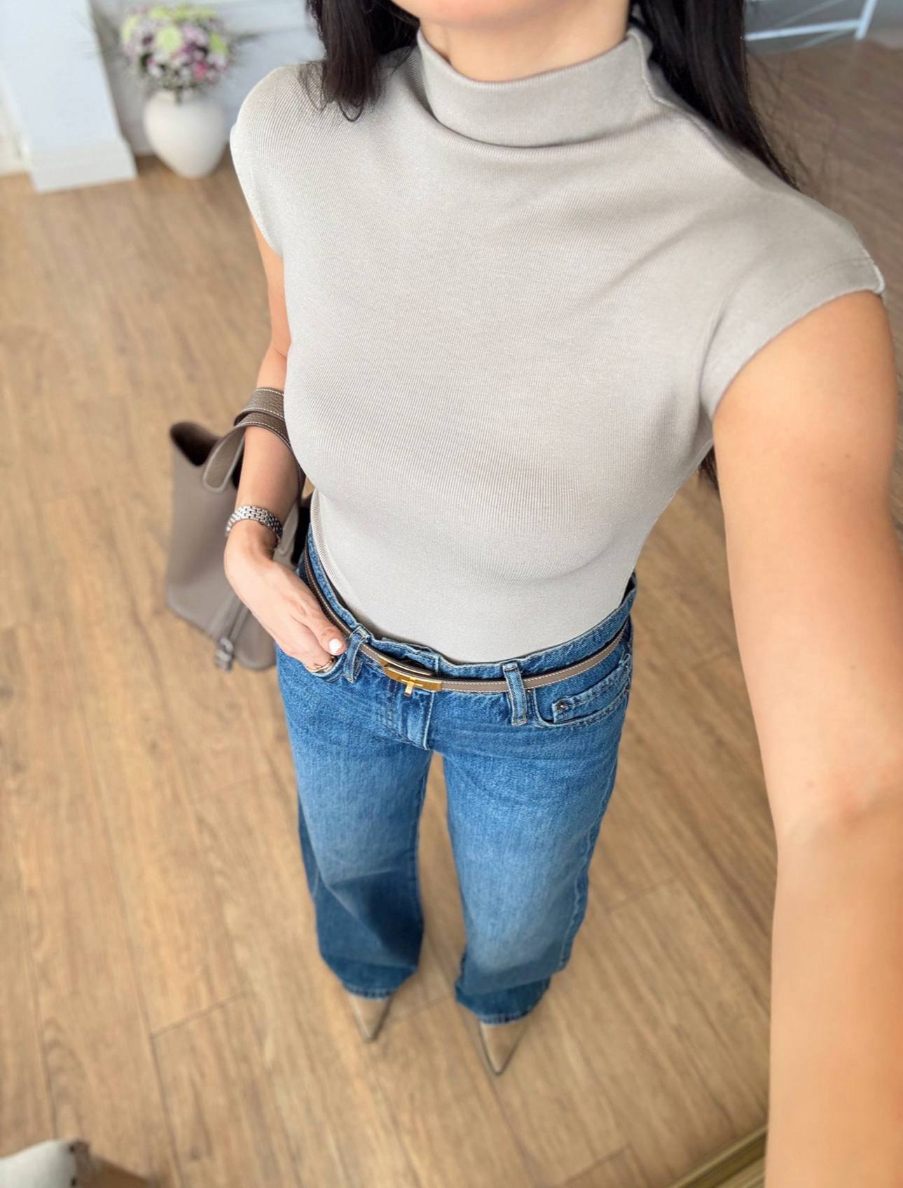 Red/Beige top
