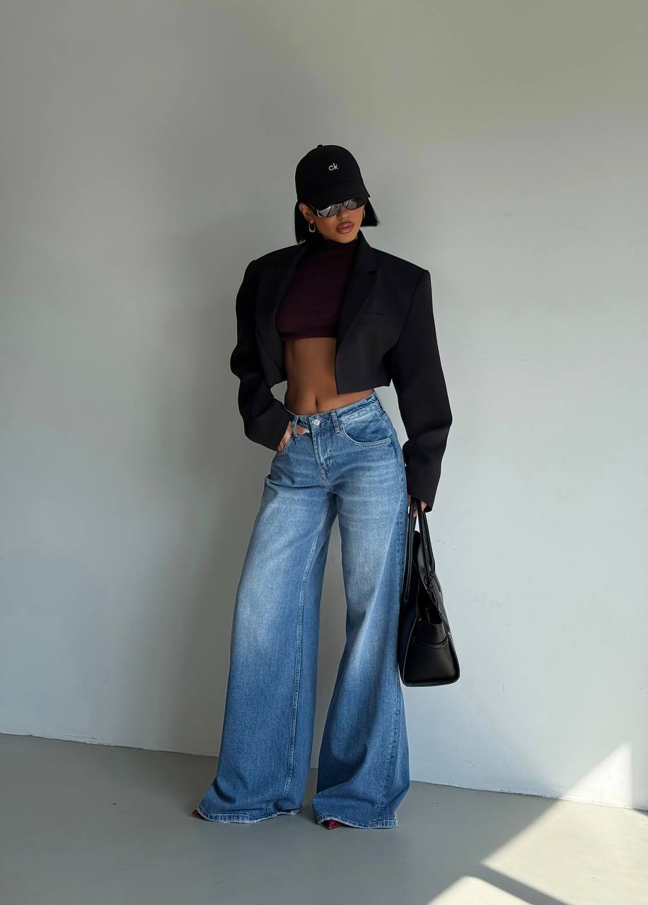 Wide leg jeans