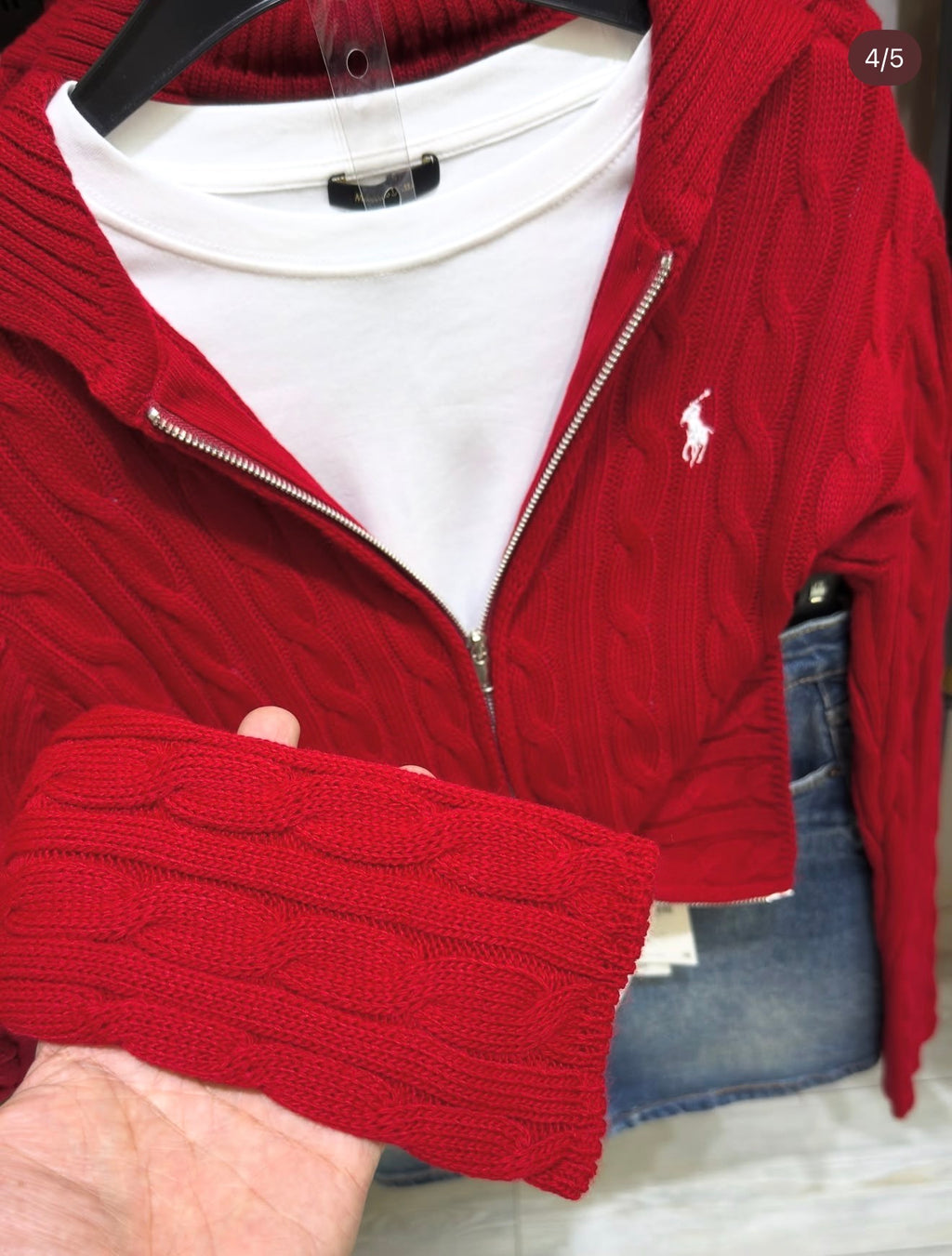 Red/ white top