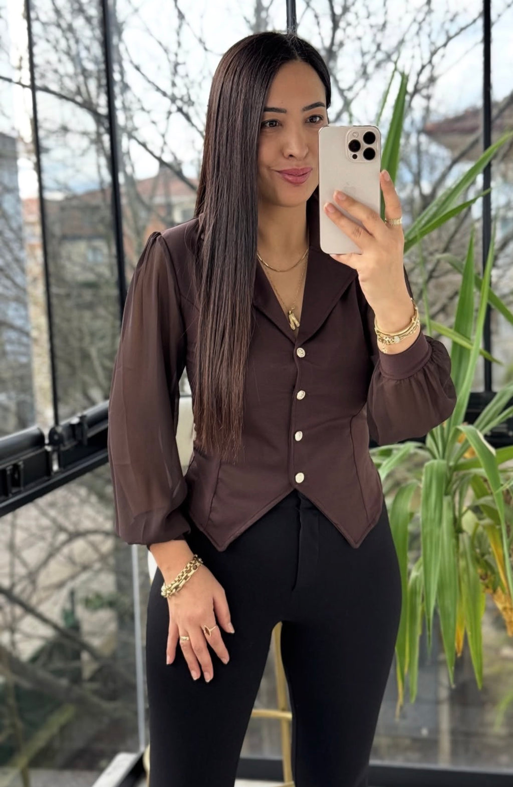 Red/brown top