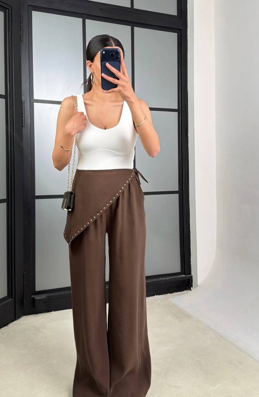 Brown Black pants