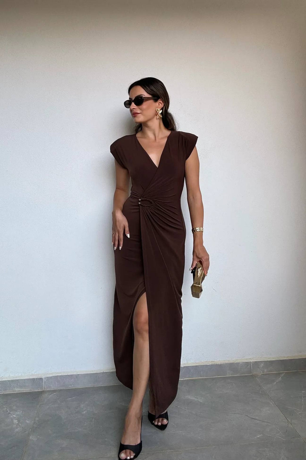 Brown dress