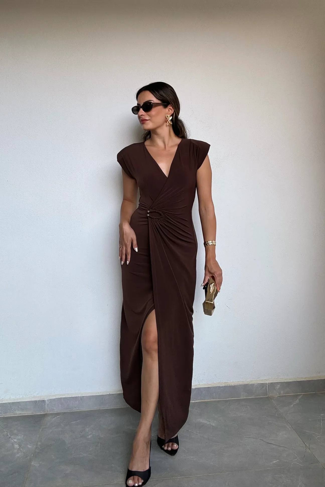 Brown dress