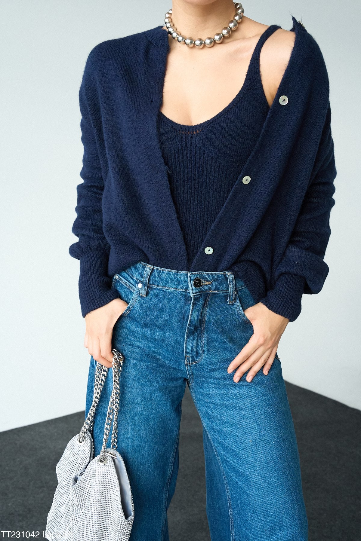 Twins top