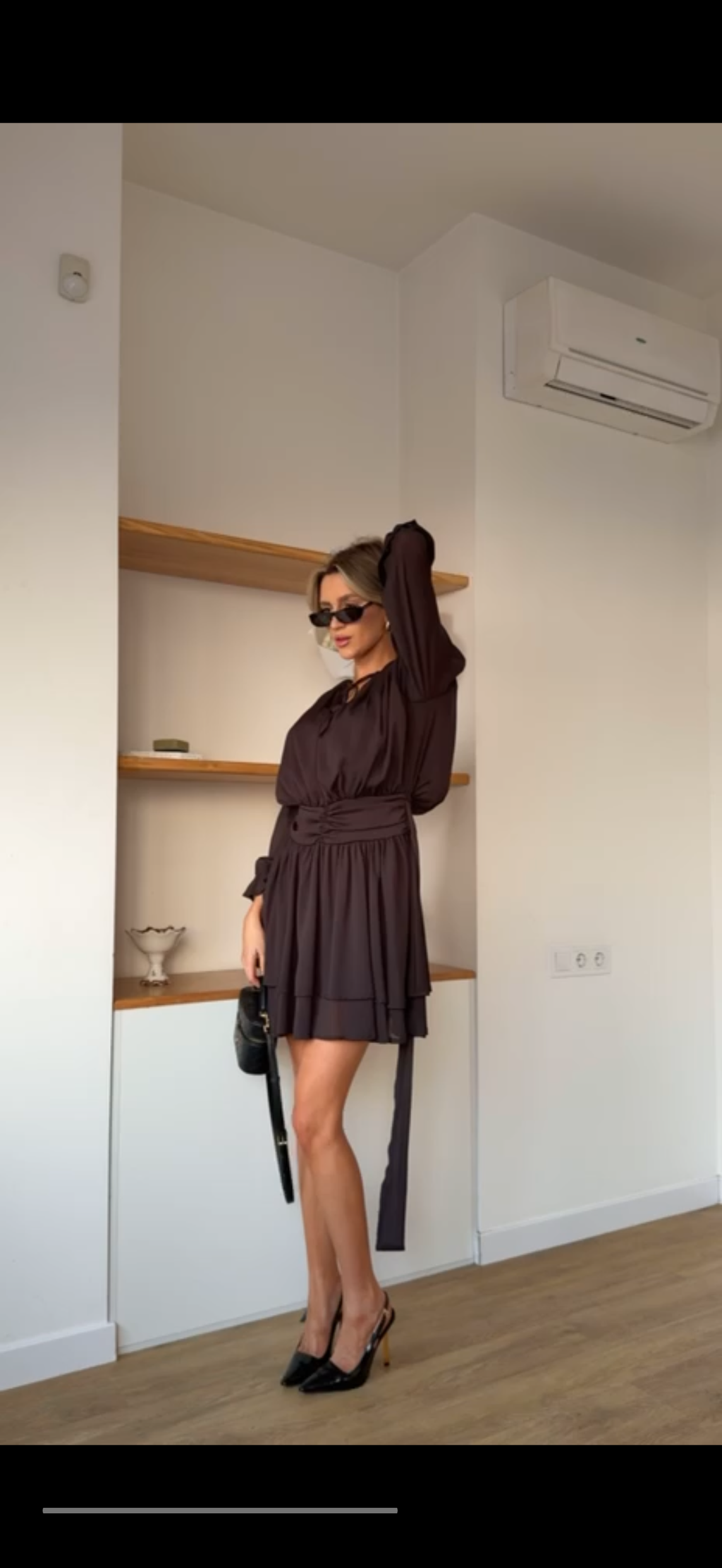 Brown dress