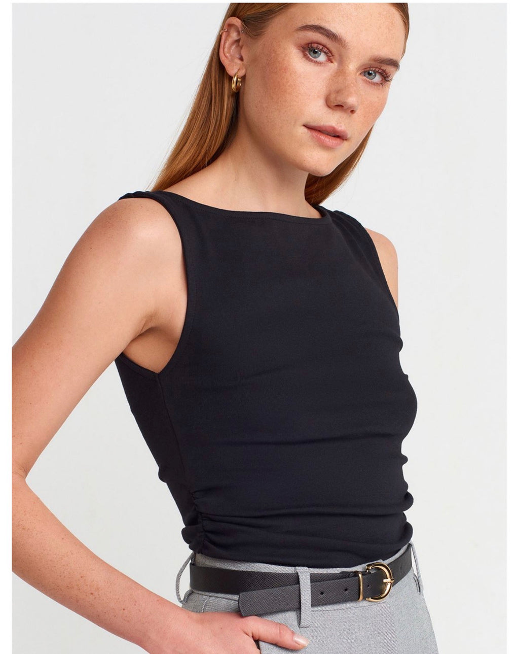 Black/white/Brown top