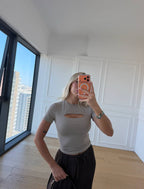 Grey top