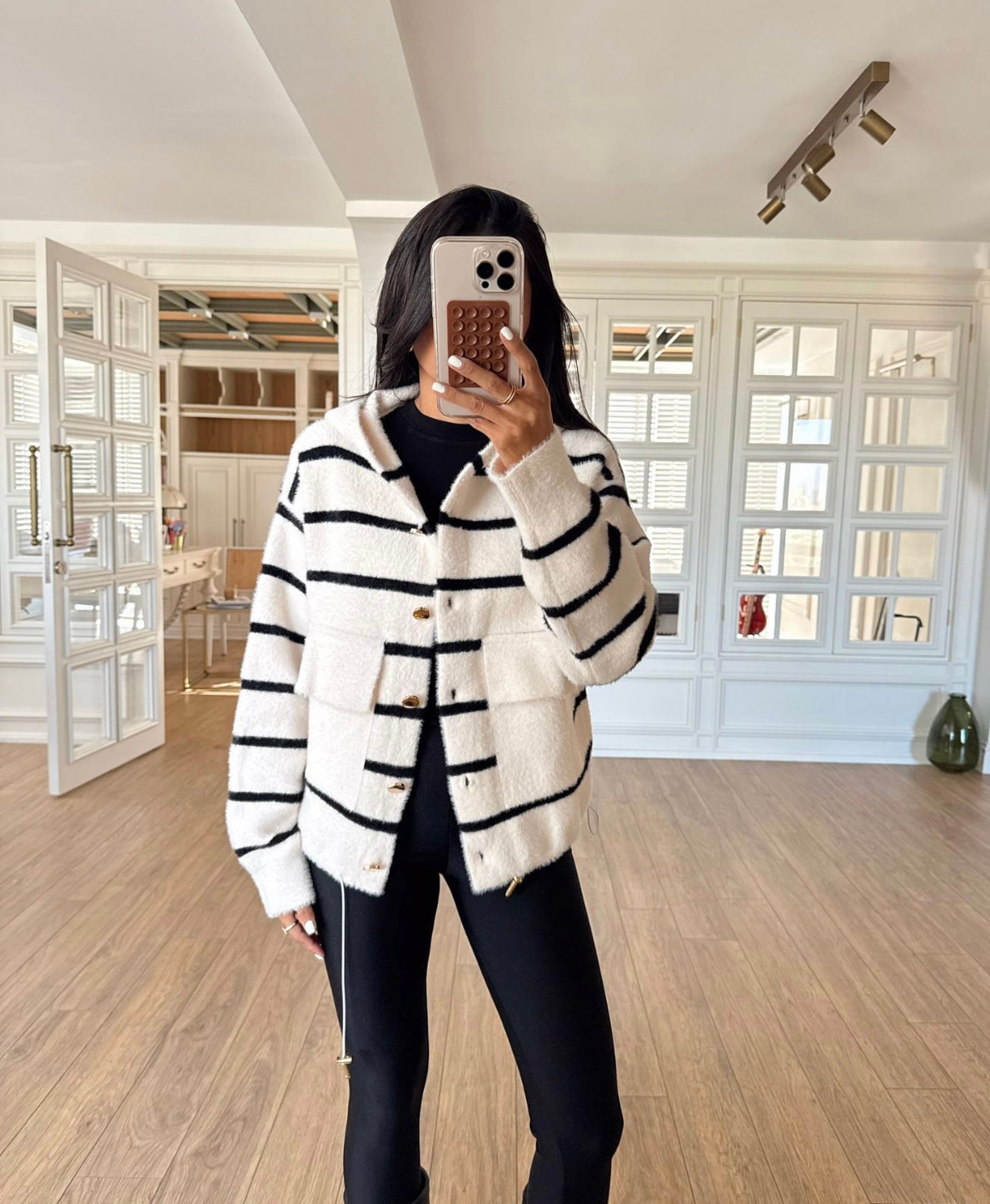 Black white cardigan