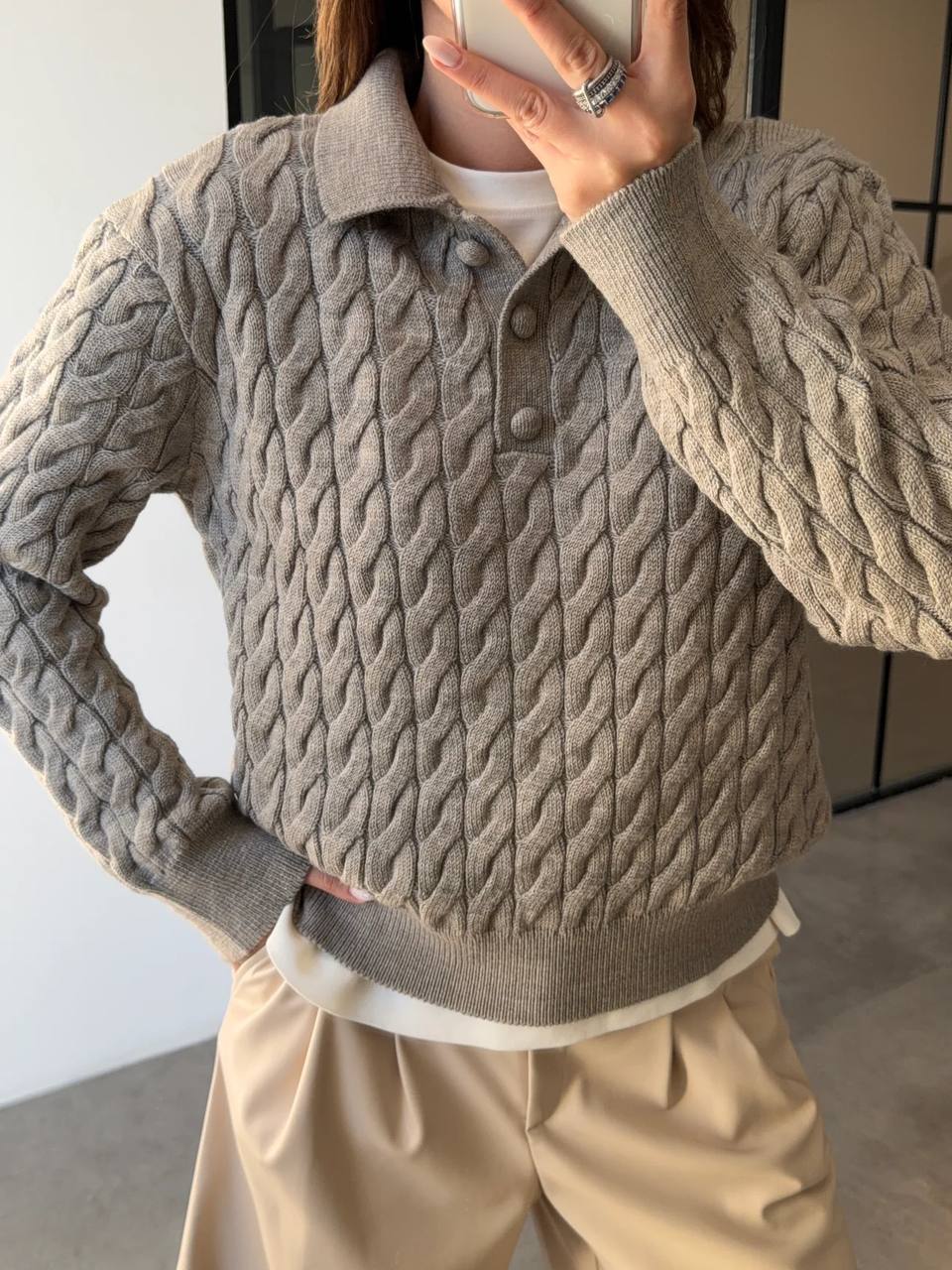 Yellow / off white / grey top