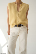 Yellow vest