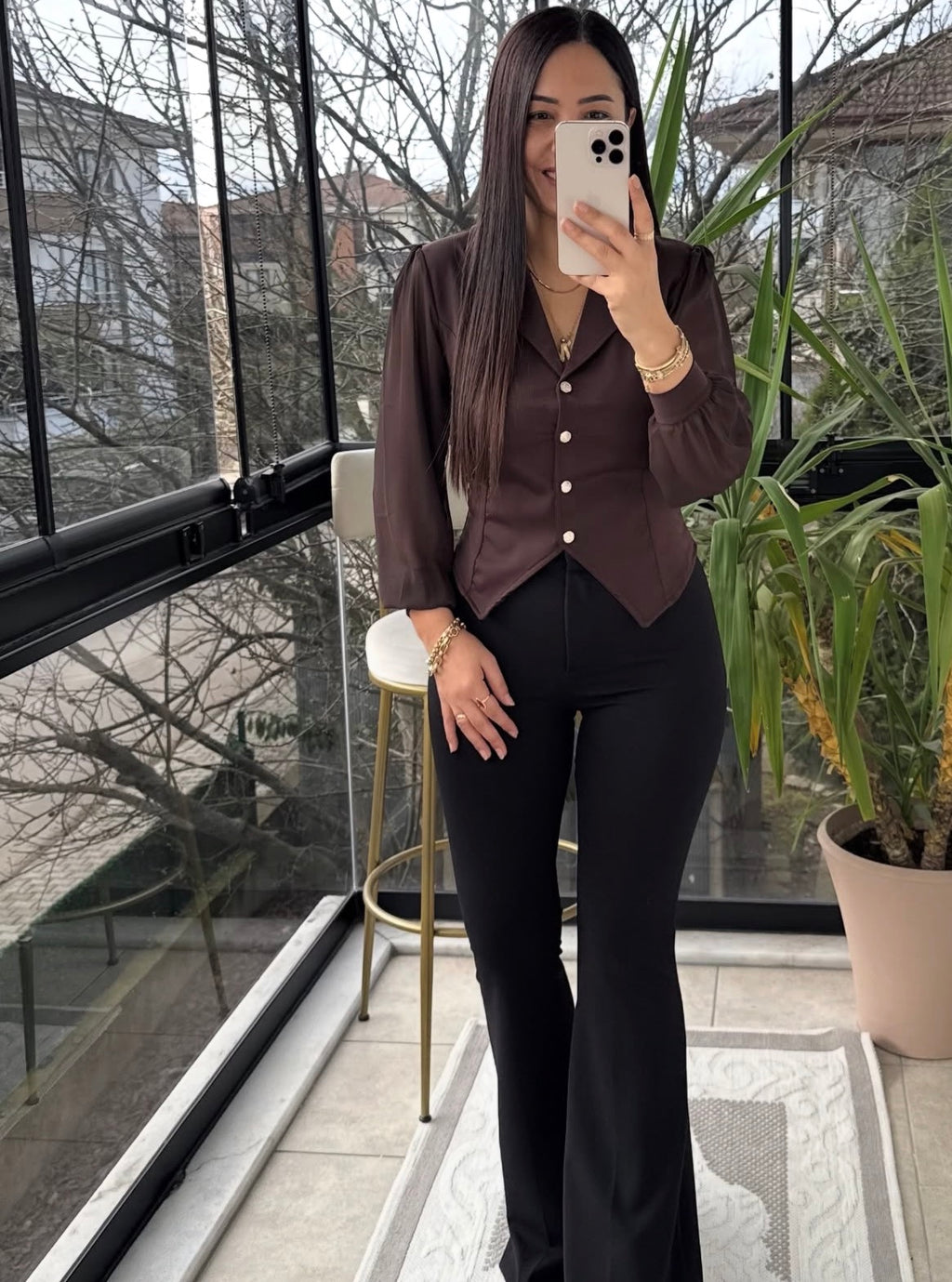 Red/brown top