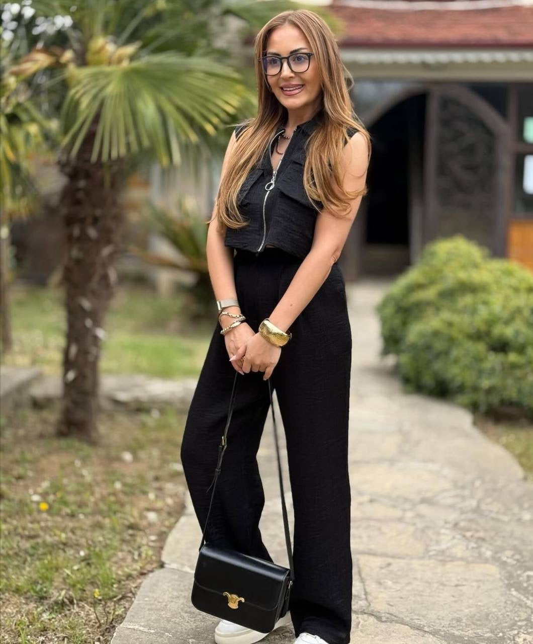 Black set