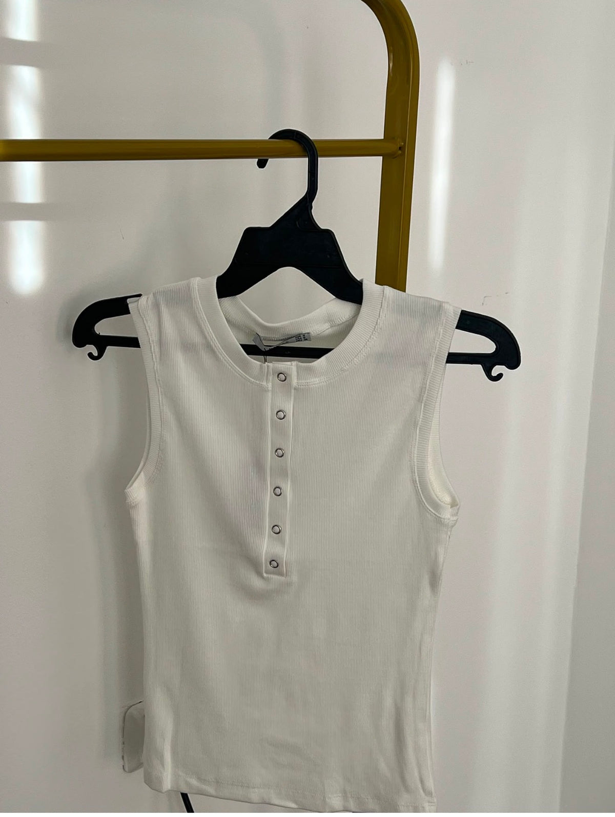 Black/ white/ baby blue top