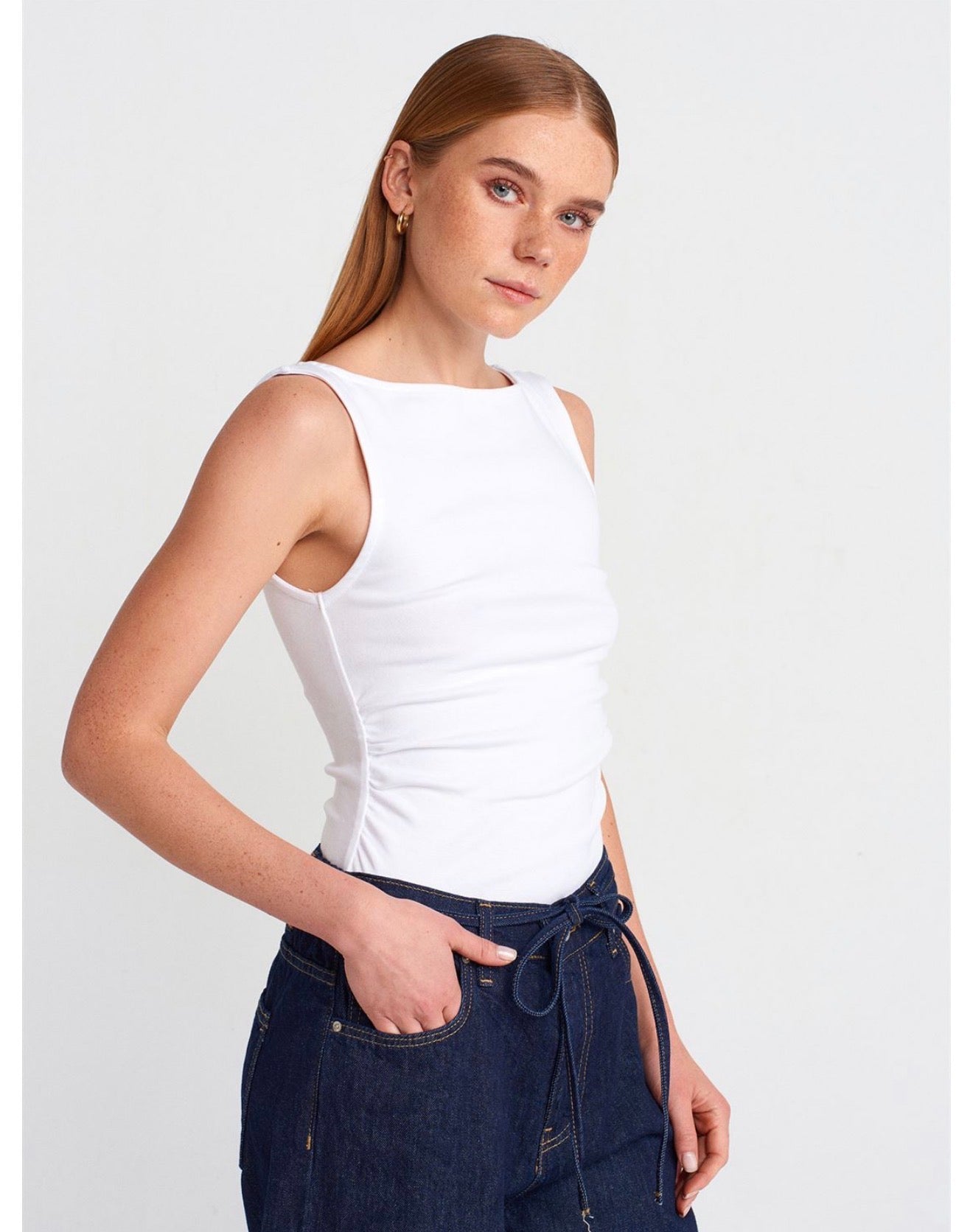 Black/white/Brown top