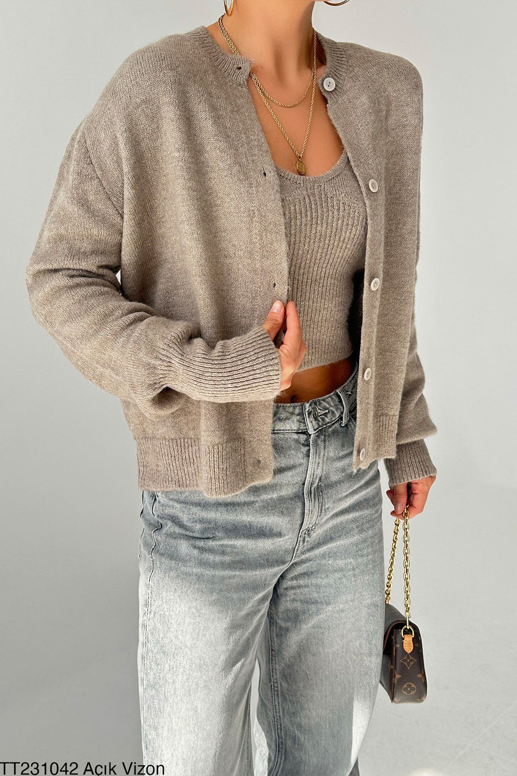 Twins top
