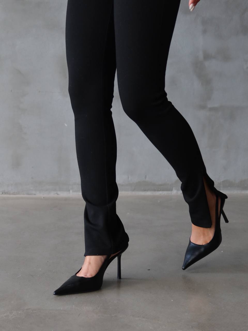 Black tayt