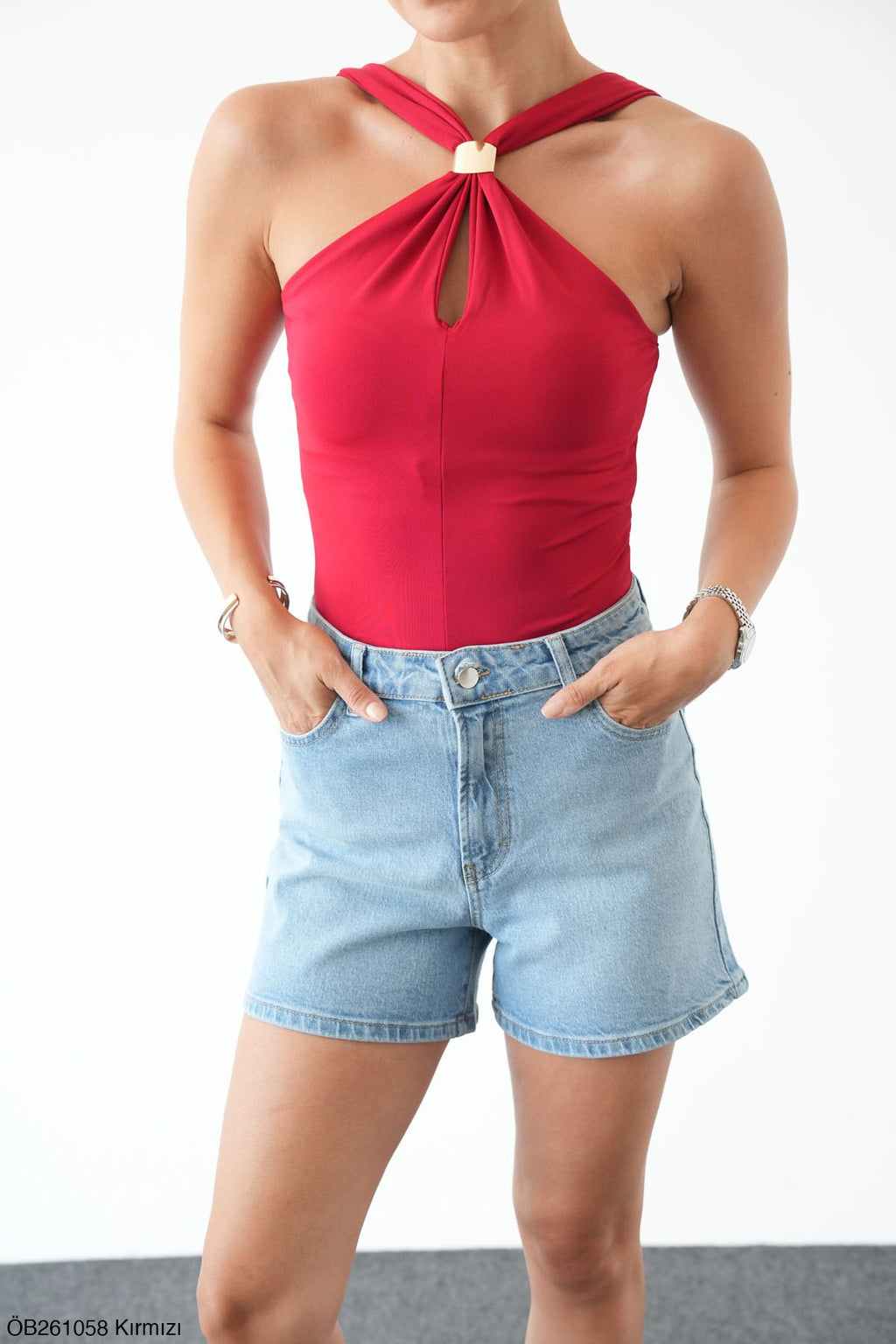 Red/white top