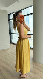 Yellow dress