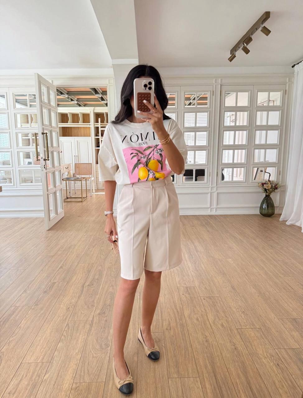 Brown/ Beige short
