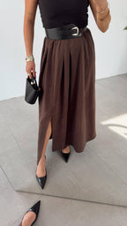 Brown / navy skirt