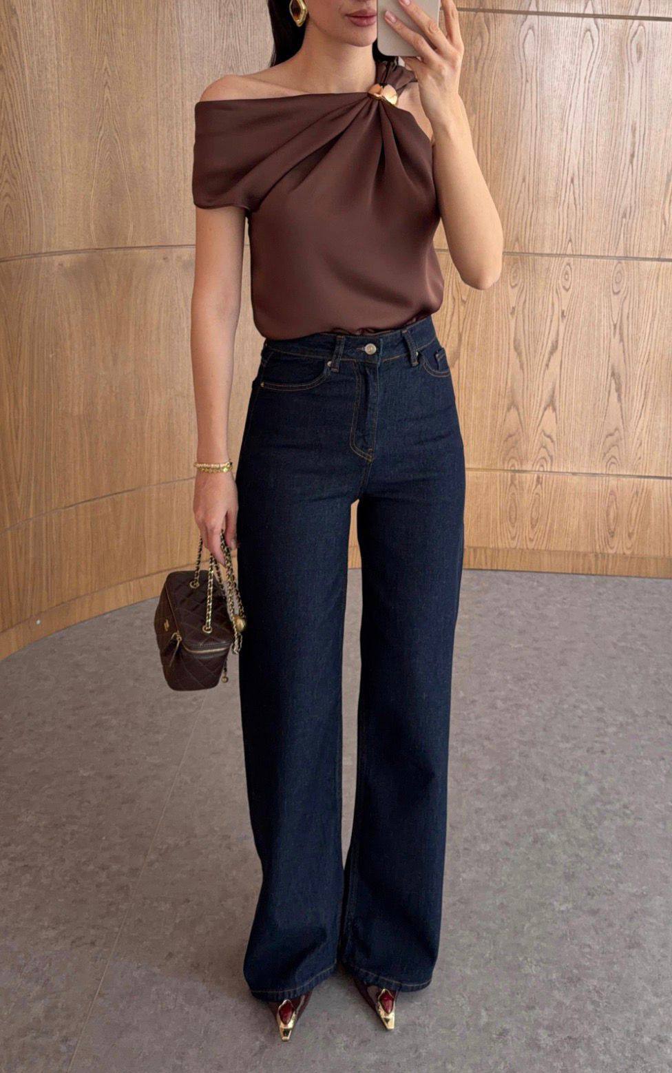 Dark blue jeans