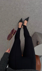 Black/brown tight