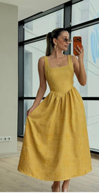 Yellow dress