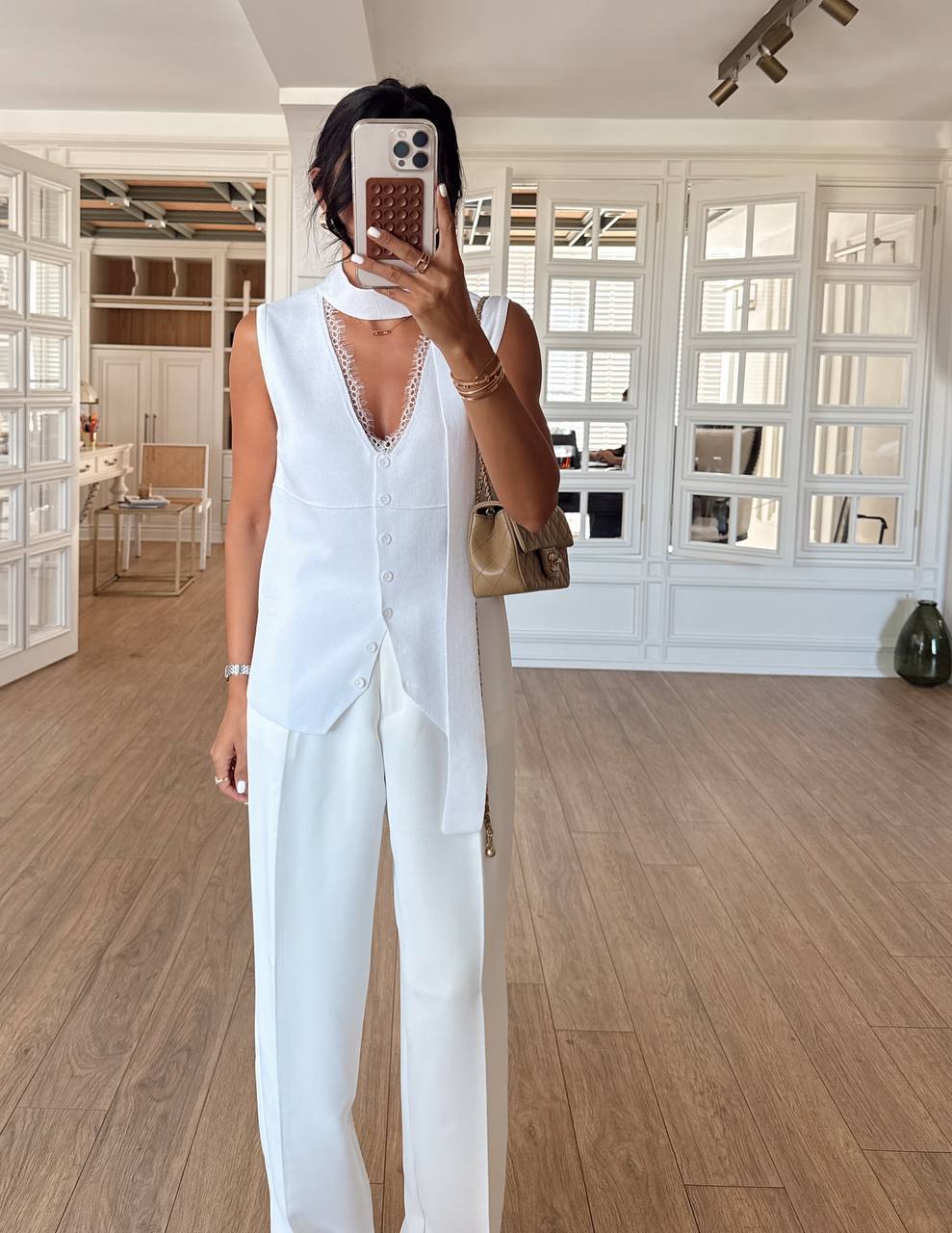White vest