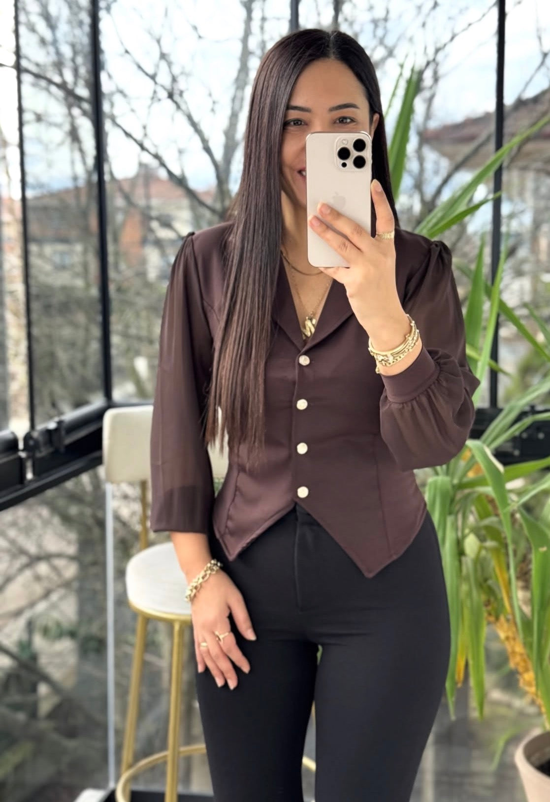 Red/brown top
