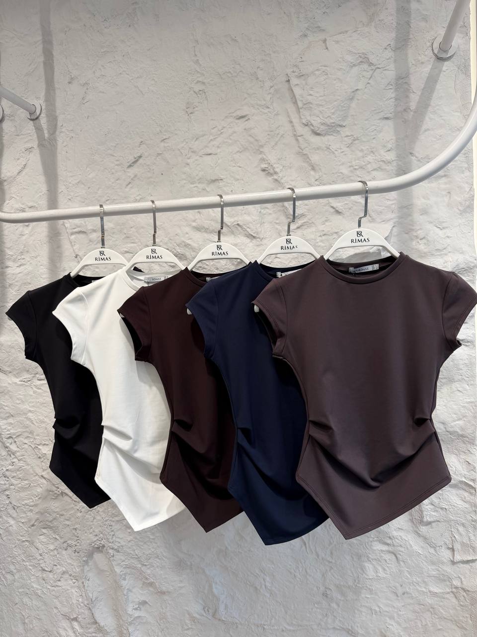 Colors top