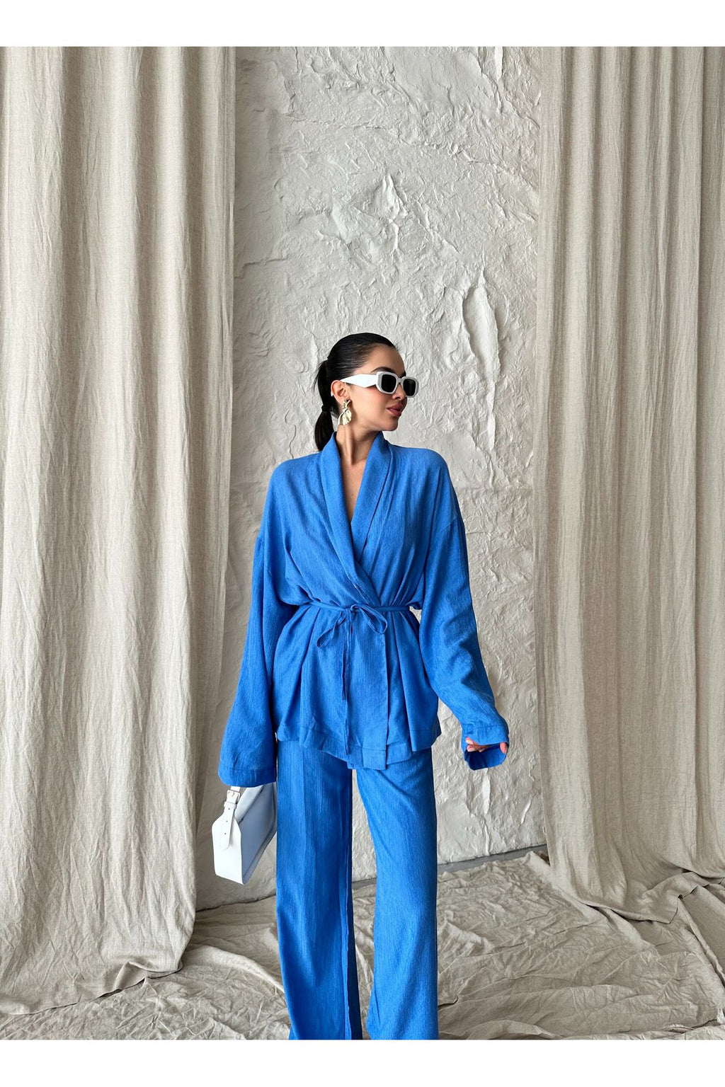 Blue set