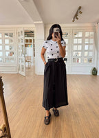 Black /Beige pants