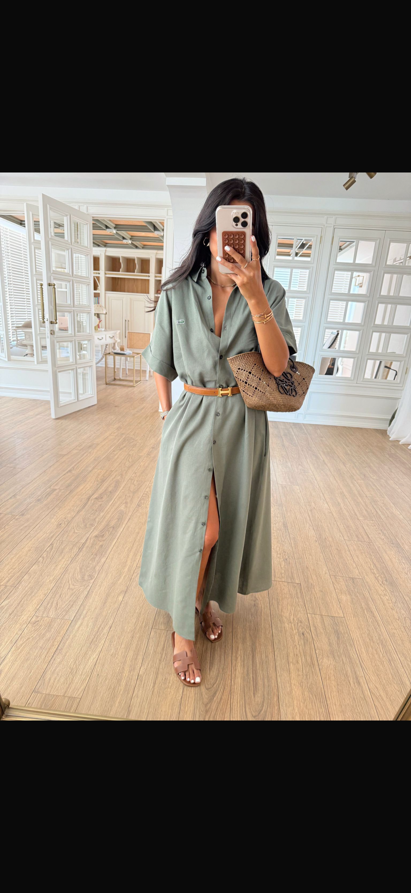 Dress without belt