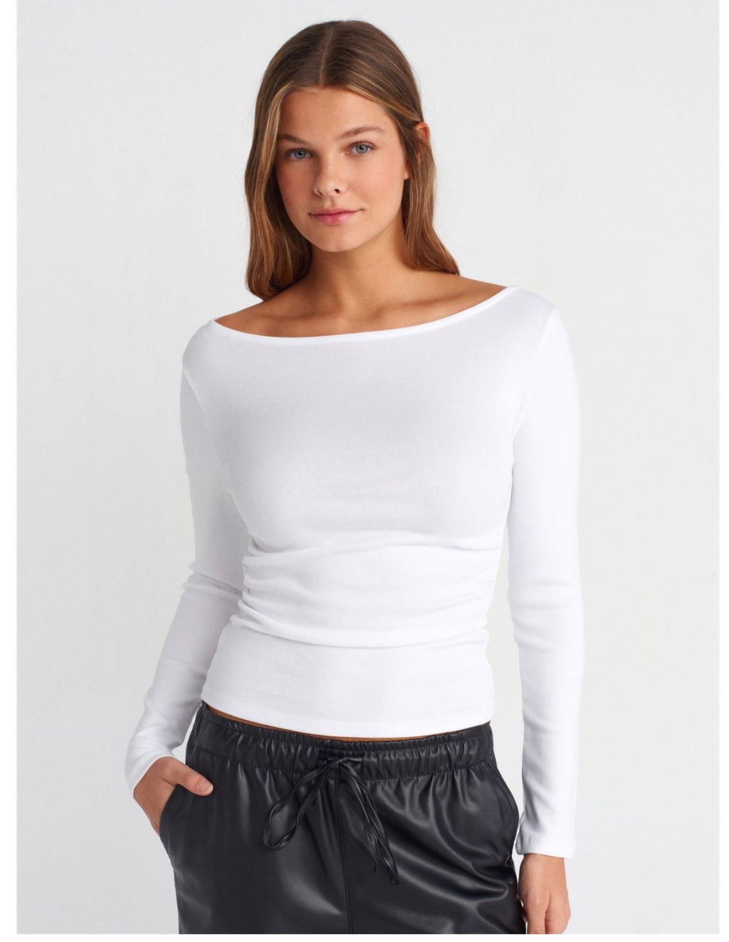 Pink white top
