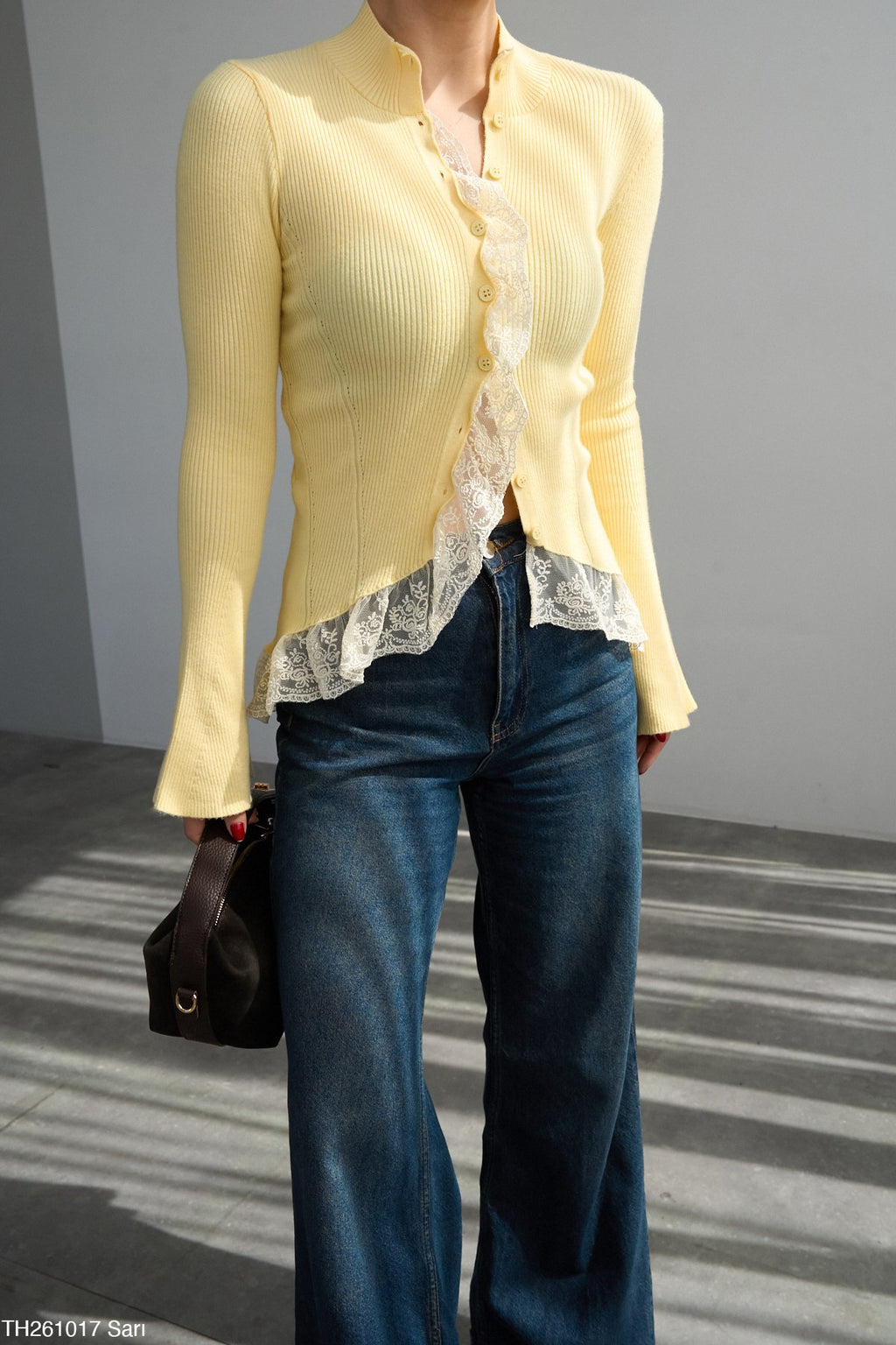 Yellow/Brown/beige top