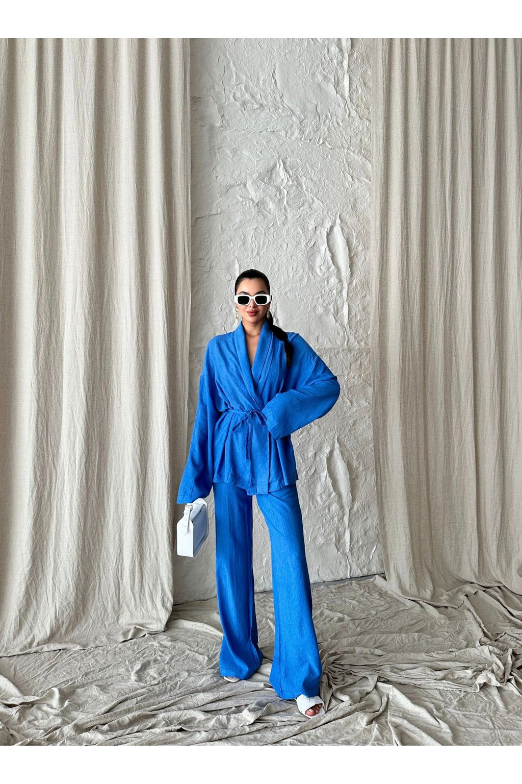 Blue set