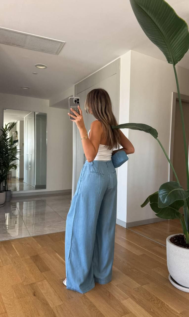 Light jeans