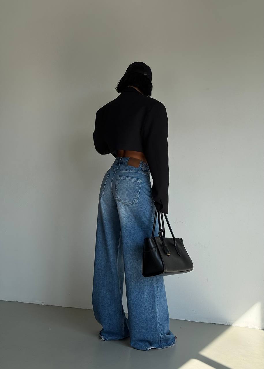 Wide leg jeans