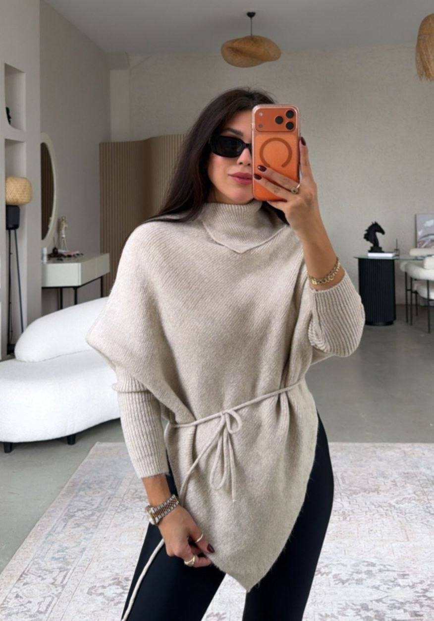 Red/ beige top